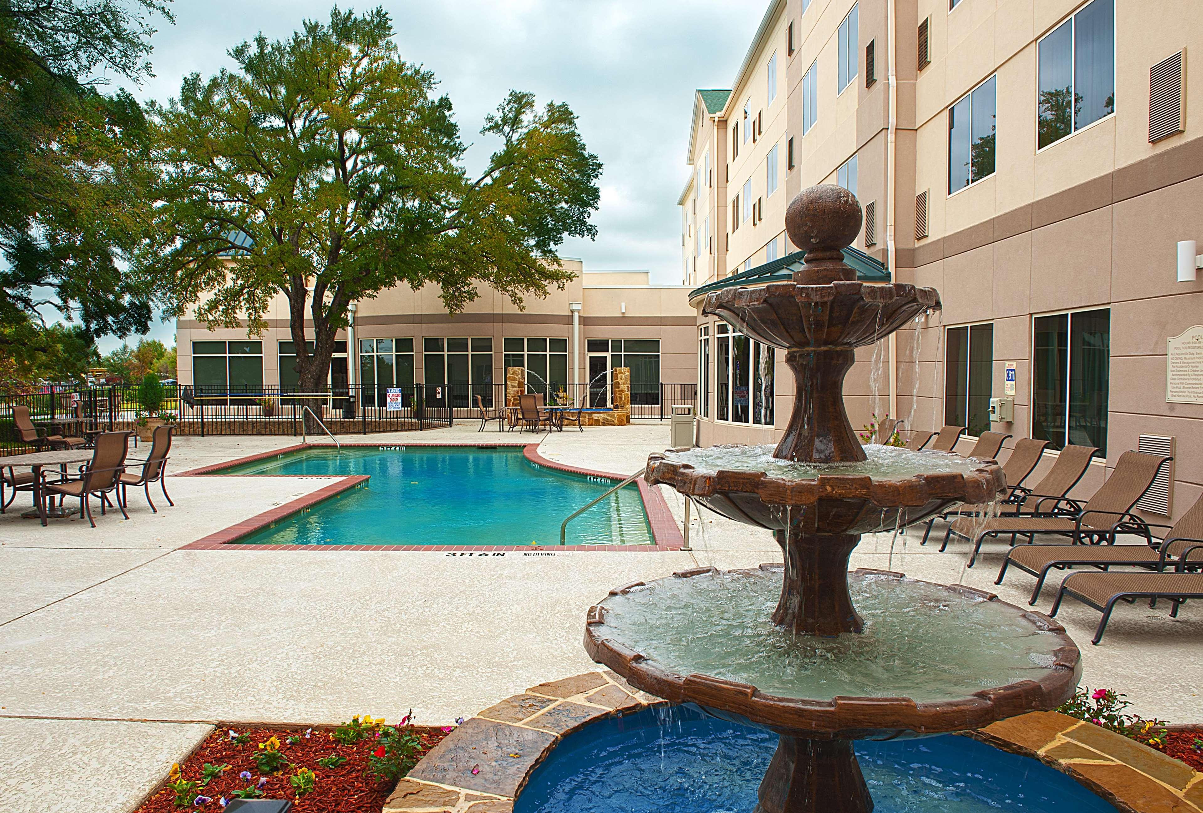 Hilton Garden Inn Dfw Airport South Irving Eksteriør billede