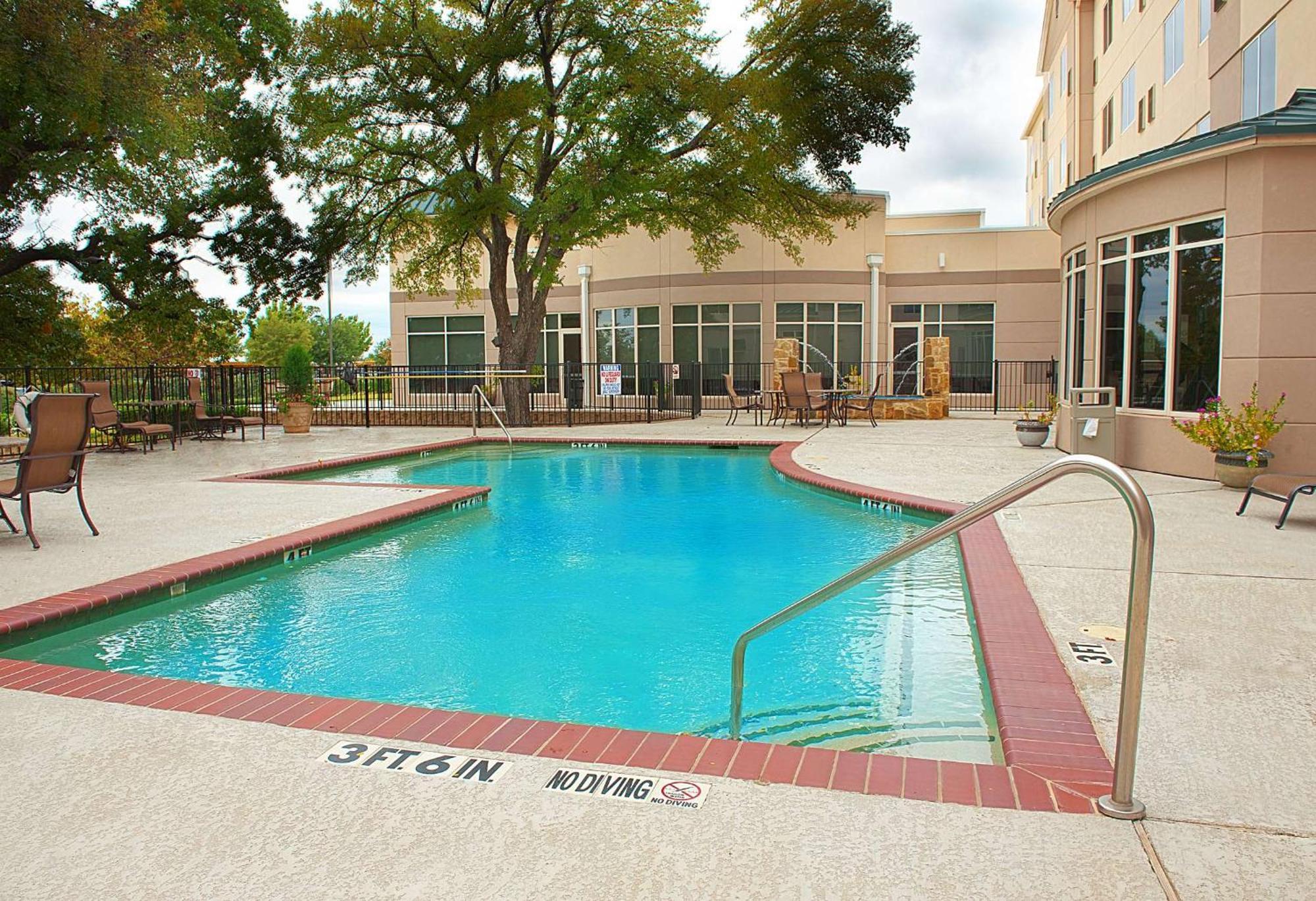 Hilton Garden Inn Dfw Airport South Irving Eksteriør billede